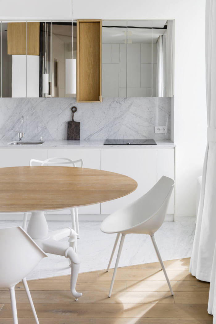 Minimal Moscow Apartment - 0