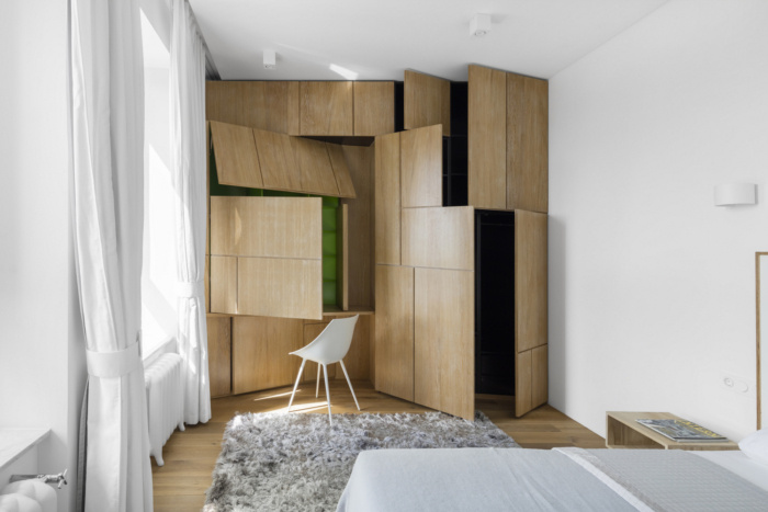Minimal Moscow Apartment - 0