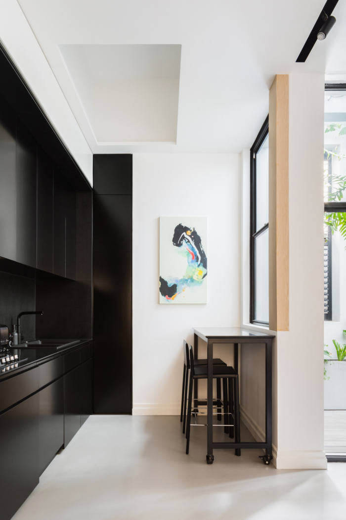 Crown Street Apartment - 0