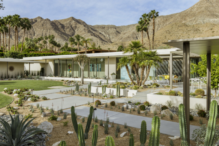 Thunderbird Heights Residence - 0