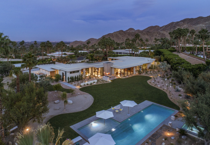 Thunderbird Heights Residence - 0