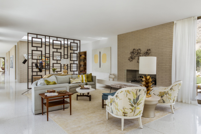 Thunderbird Heights Residence - 0