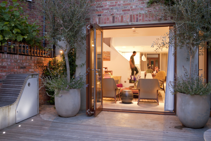 Vertical Living House - 0