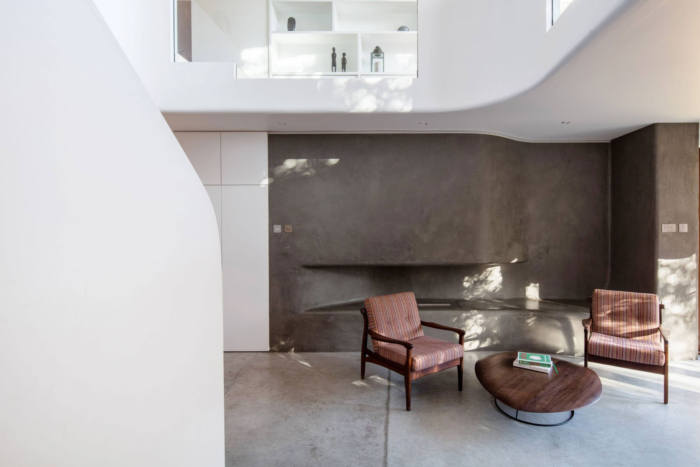 Vertical Living House - 0