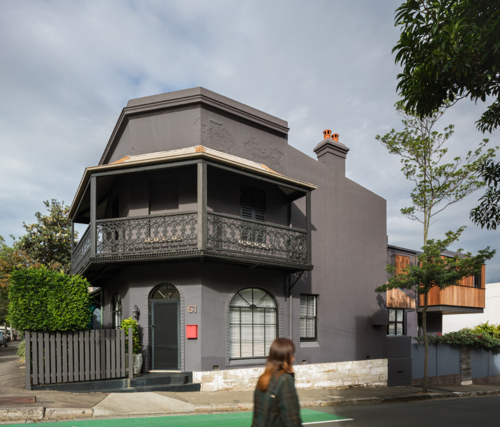 The Balcony House - 0