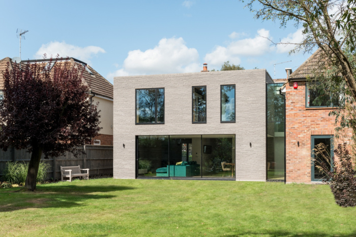 Long Brick House - 0