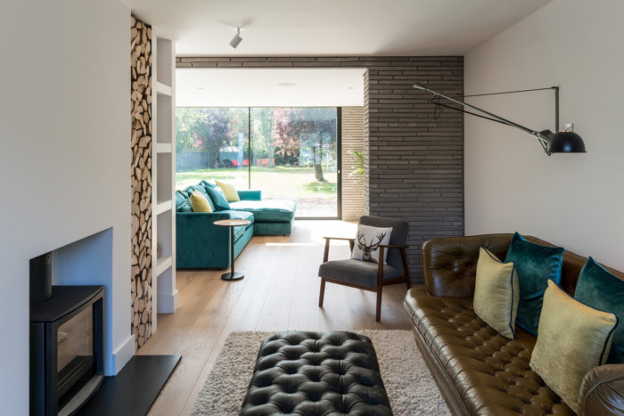 Long Brick House - 0