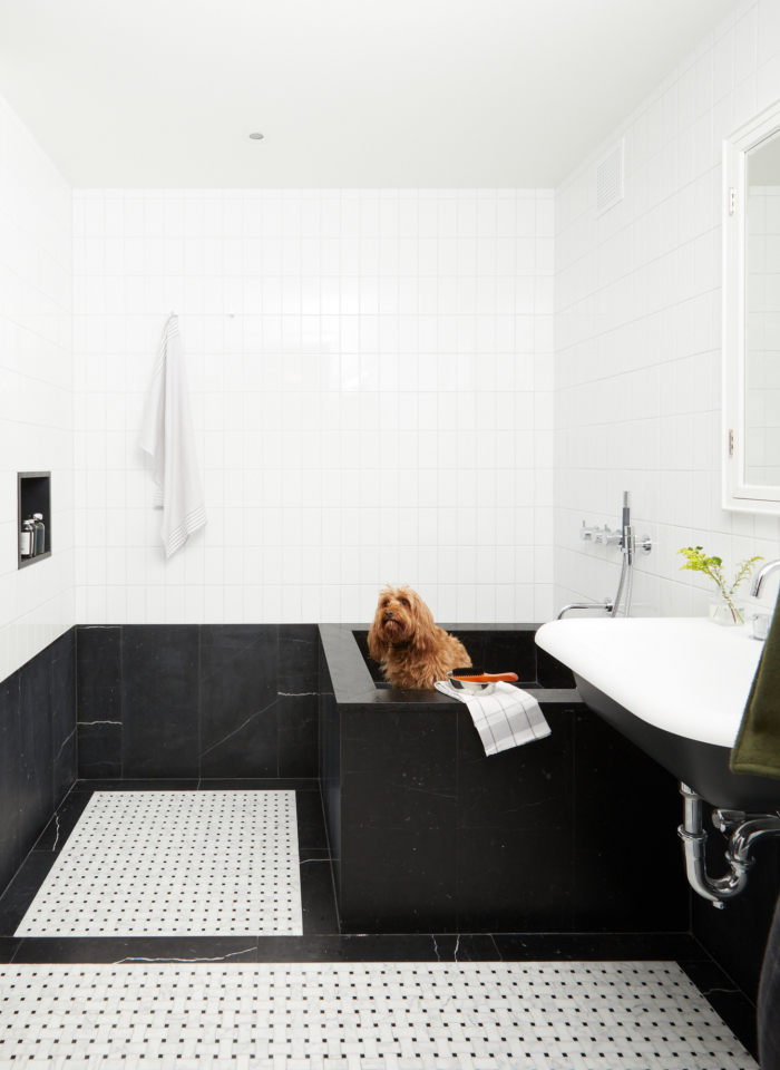 Upper East Side Post-War Apartment - 0