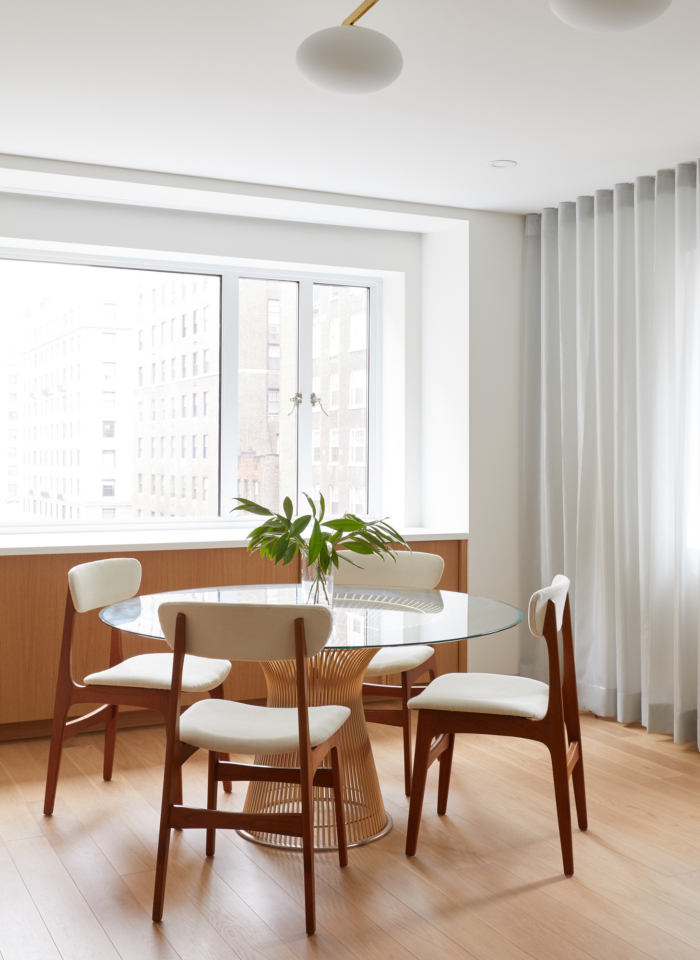 Upper East Side Post-War Apartment - 0