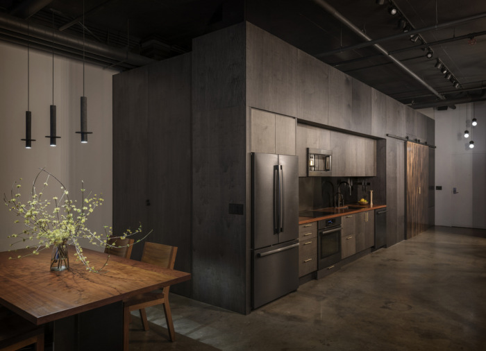 Western Studio - 0