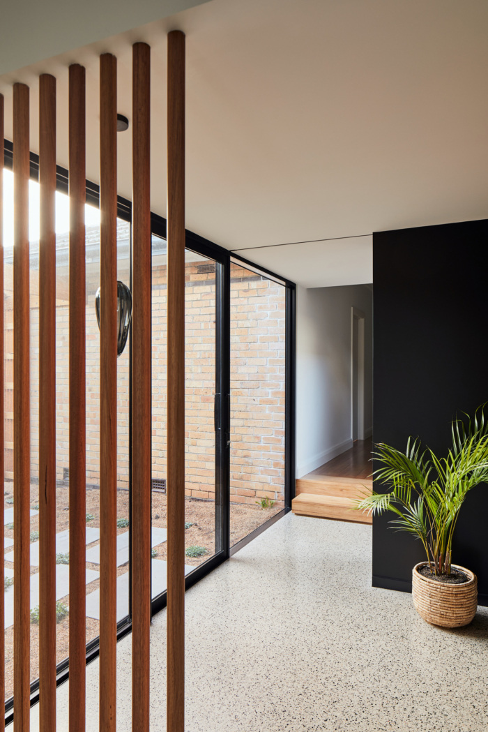Mavis House - 0