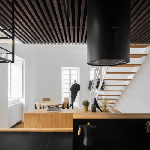 recent Casa dos Oleiros home design projects