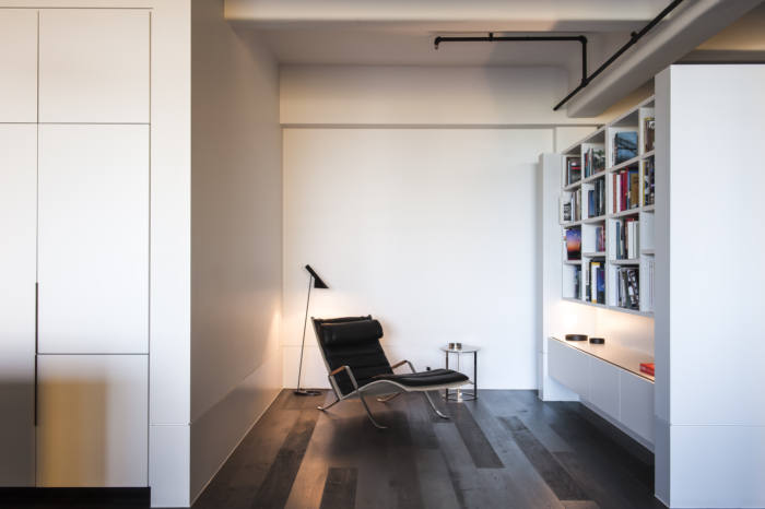 Apartment 403 - 0