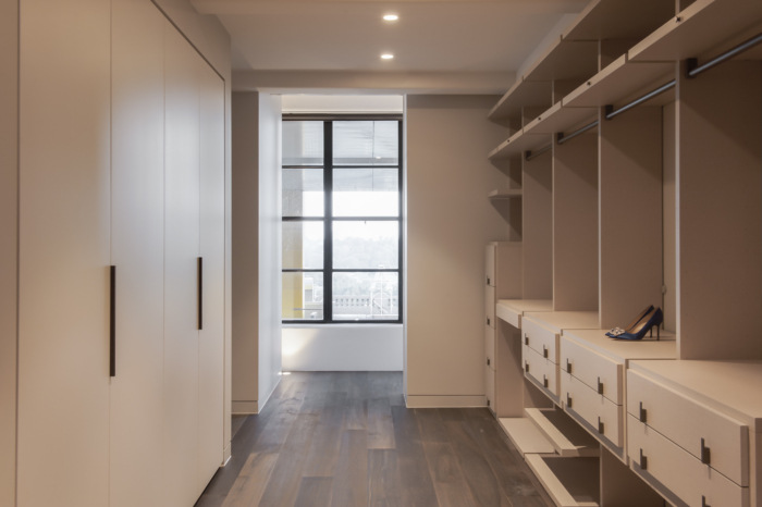 Apartment 403 - 0