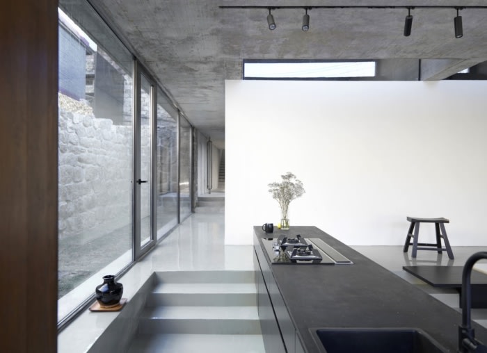 House on the Great Wall - 0