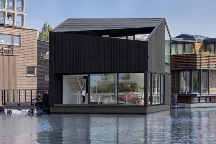 Floating Home - 0