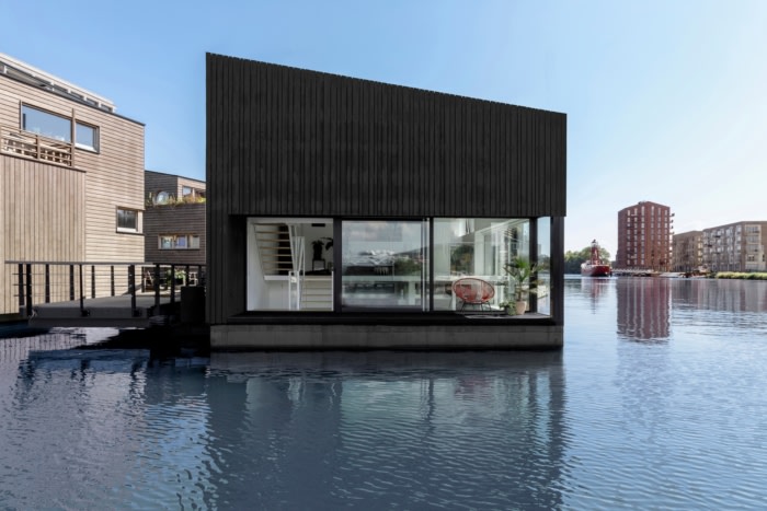 Floating Home - 0