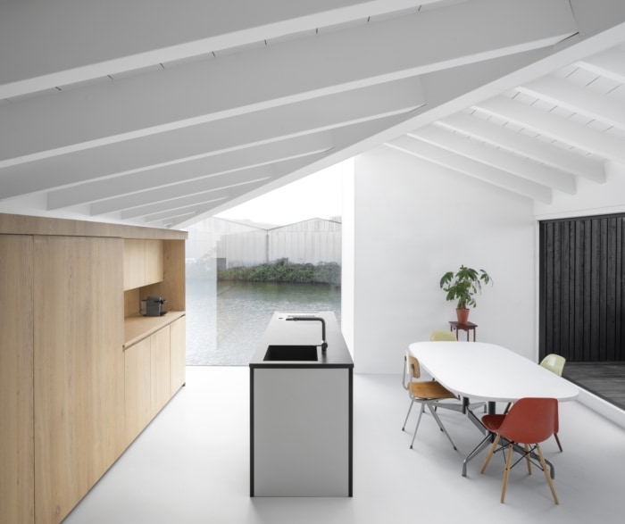 Floating Home - 0