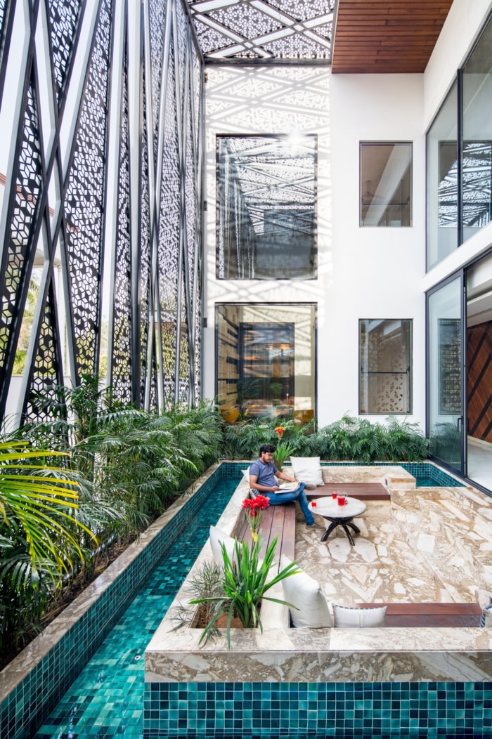 The Cantilever House - 0