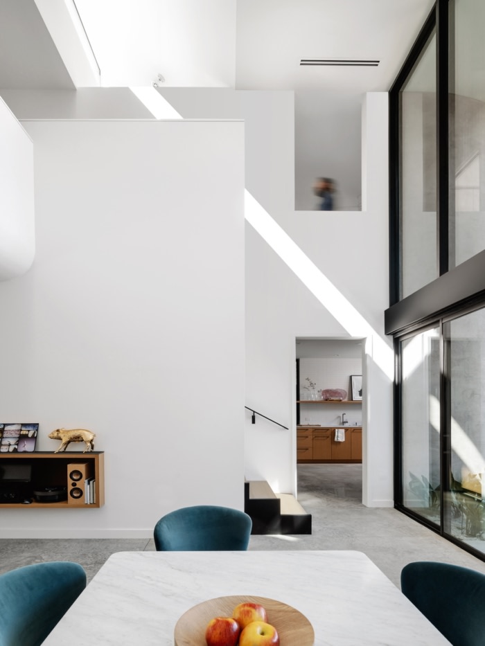 E2211 House - 0