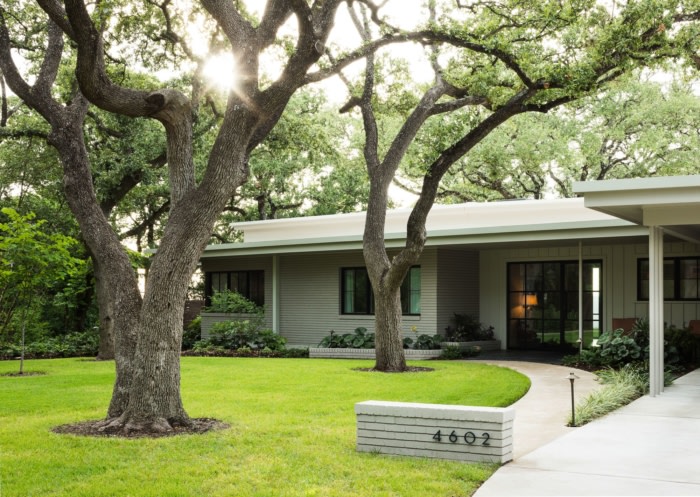 Ridge Oak Residence - 0