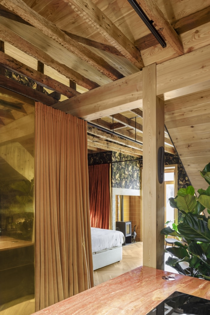 Apartment in Almirante Reis - 0