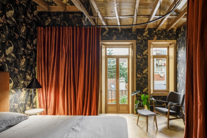 Apartment in Almirante Reis - 0
