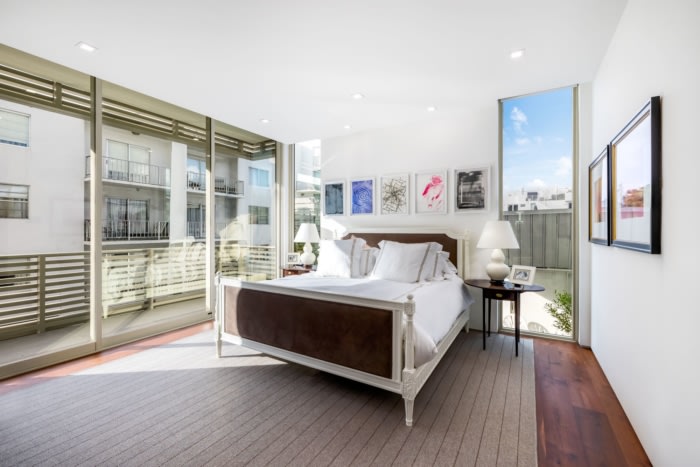 South Beach Multi-Level Residence - 0