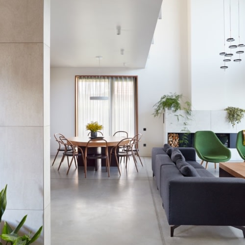 recent Three Slabs House home design projects
