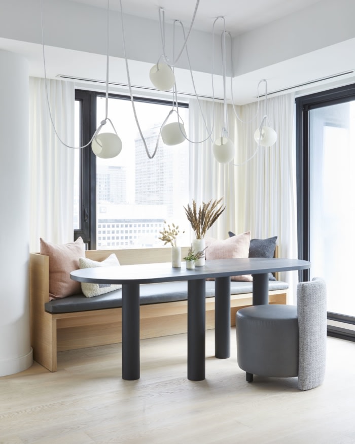 Yorkville Pied-a-Terre - 0