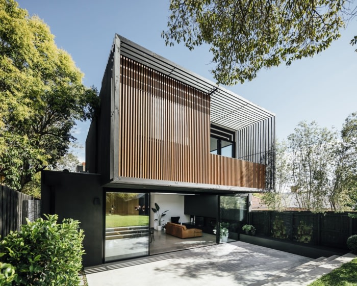 Black House - 0