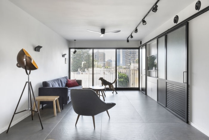 Loop Apartment - 0